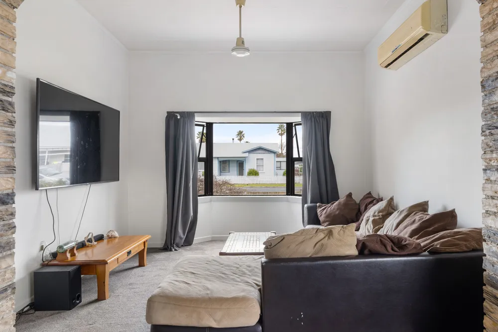 Photos of 483 Palmerston Road