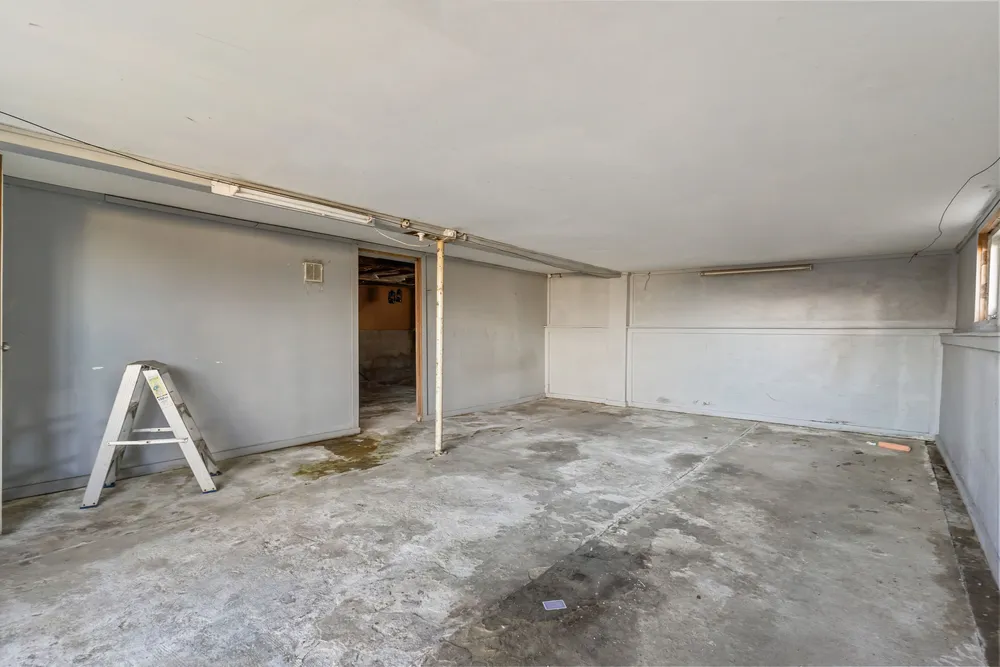 Photos of 114 Alfriston Road