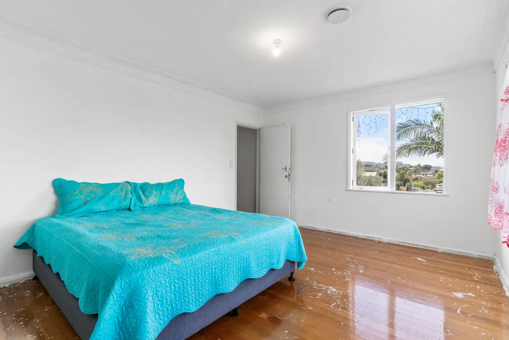 Photos of 114 Alfriston Road