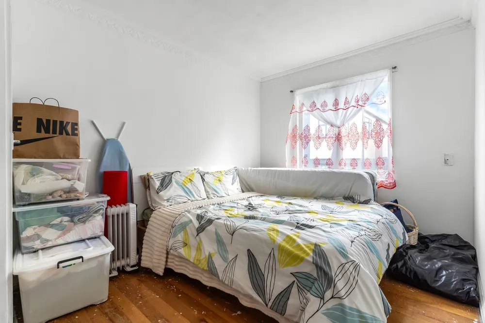 Photos of 114 Alfriston Road