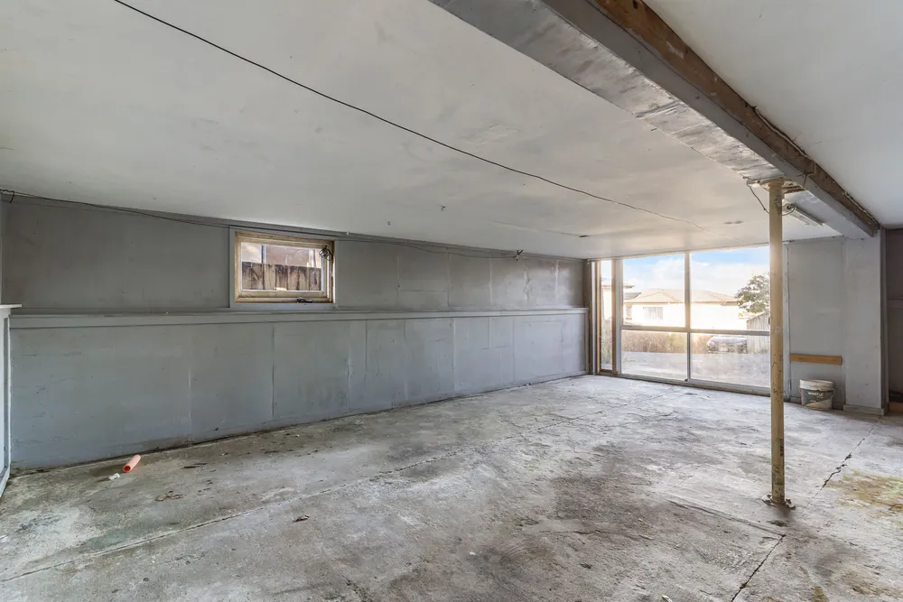 Photos of 114 Alfriston Road