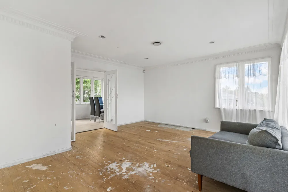 Photos of 114 Alfriston Road