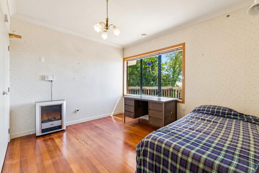Photos of 17 Ngaio Avenue