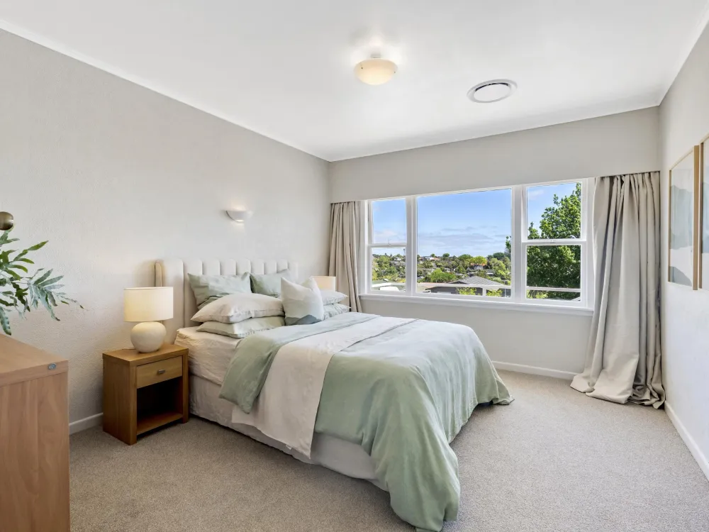 Photos of 5 Coates Road