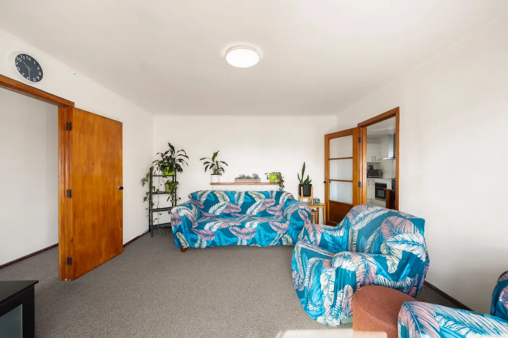 Photos of 16 Antrim Crescent