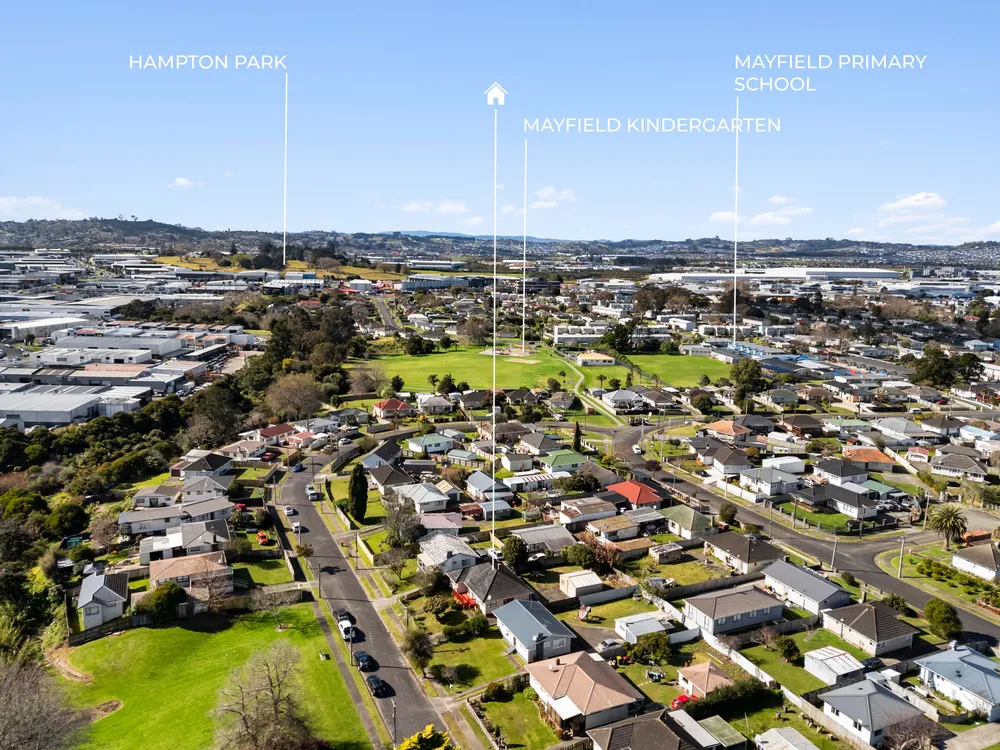 Photos of 16 Antrim Crescent