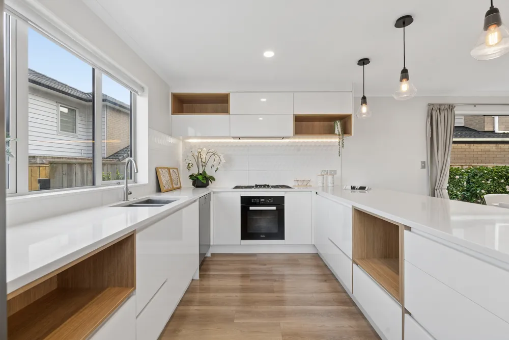 Photos of 40 Pikao Place