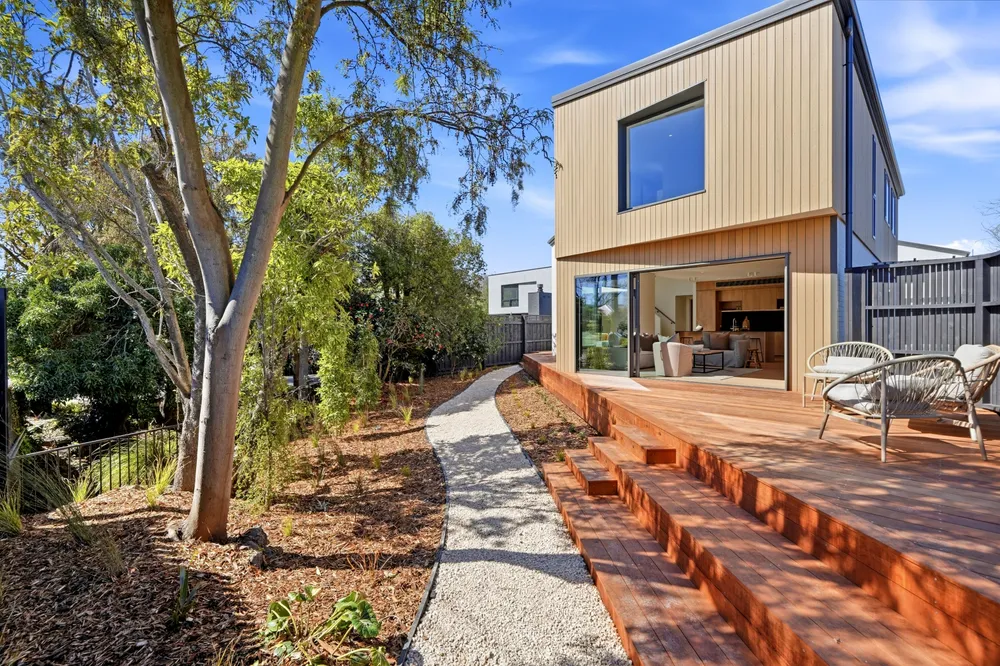 Photos of 26 Perry Street