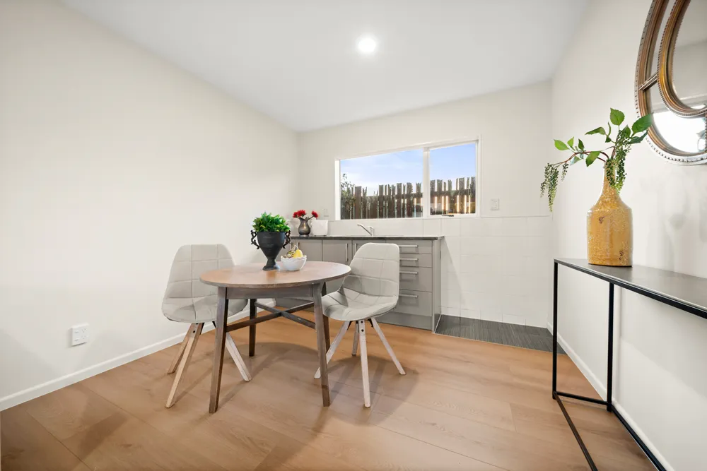 Photos of 419A Bucklands Beach Road