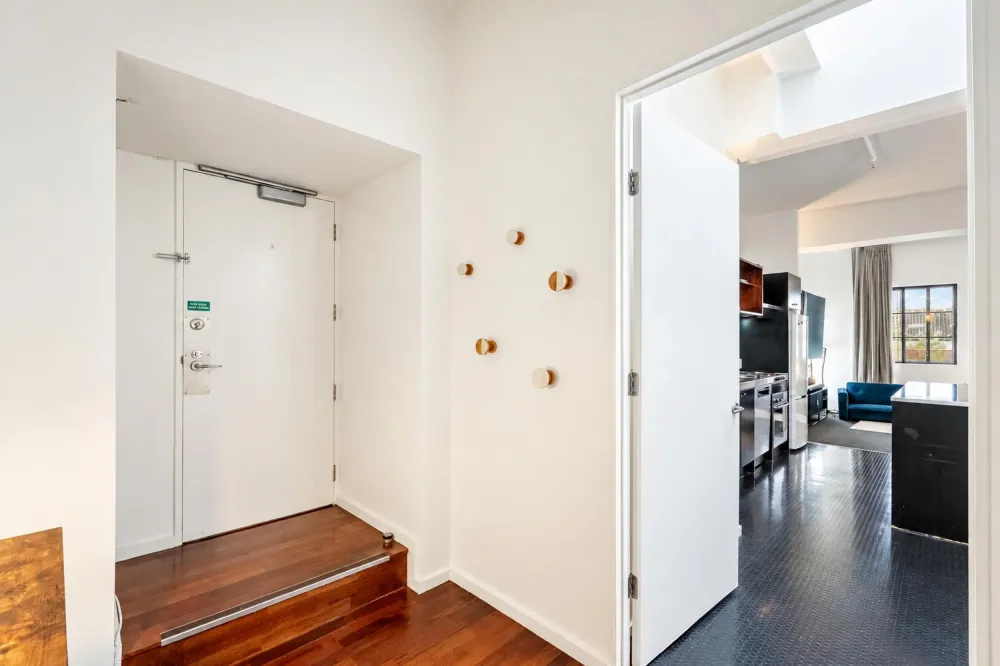 Photos of 4N/11 Durham Street East