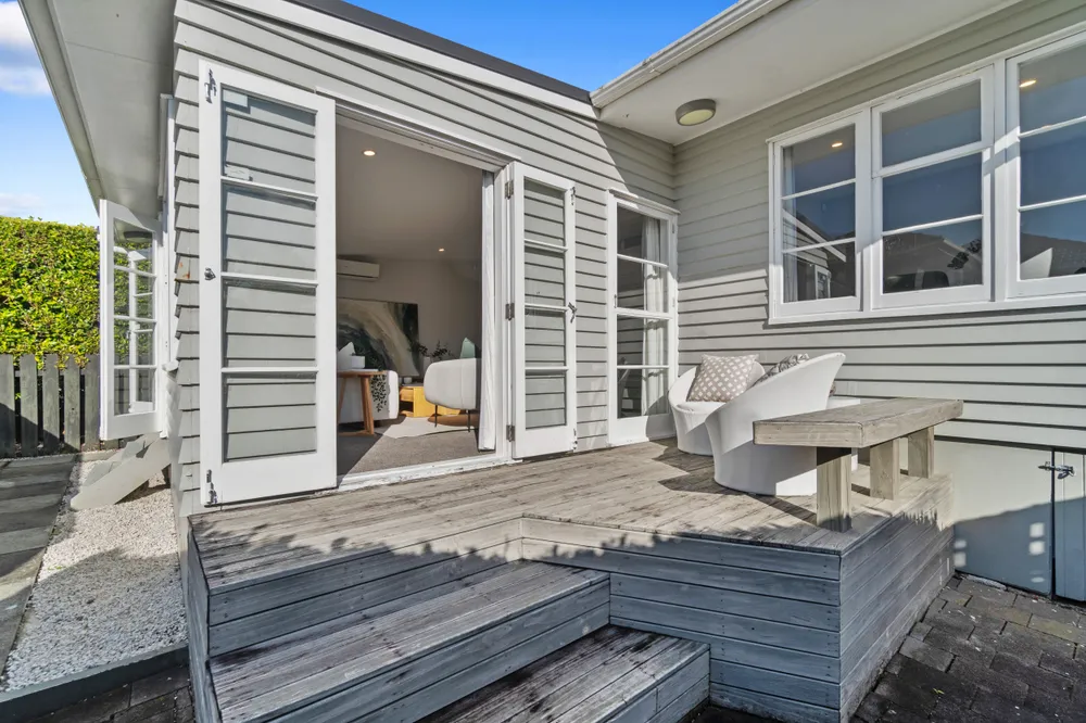 Photos of 36 Ngaio Street