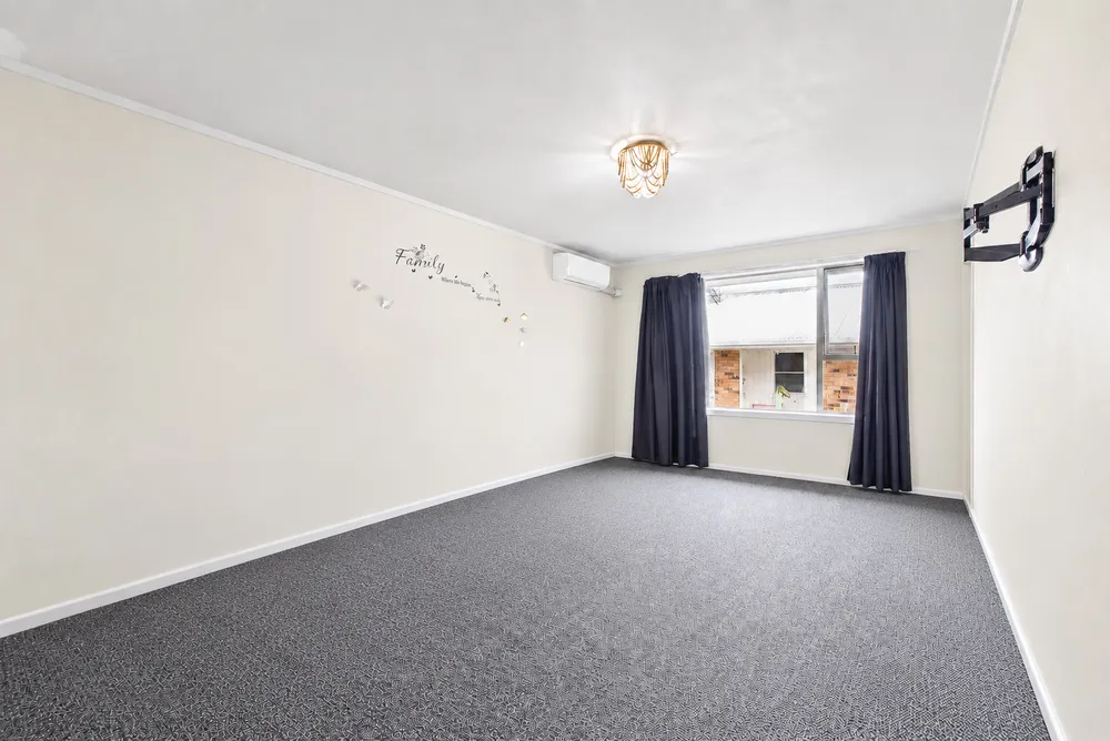 Photos of 2/2 Browns Road