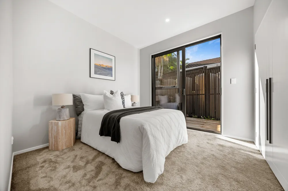 Photos of 1 Selwyn Crescent
