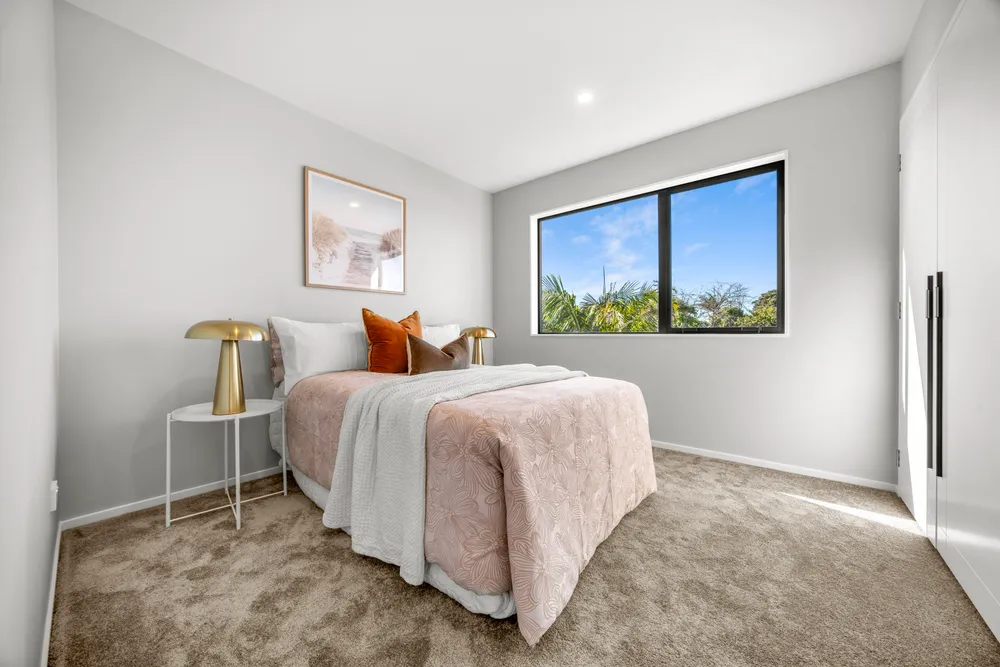 Photos of 1 Selwyn Crescent