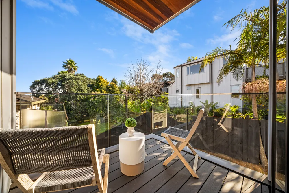 Photos of 1 Selwyn Crescent