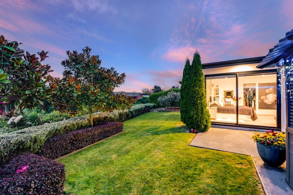 Photos of 11 Asheridge Place
